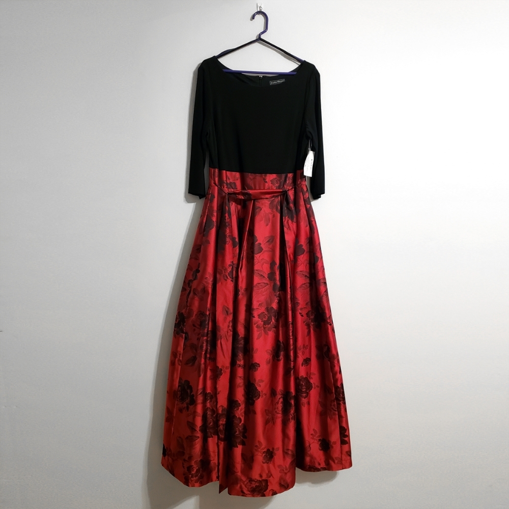 Jessica Howard Formal Gown